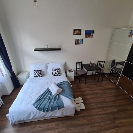 Ferienwohnung Svetly Prostorny Byt V Karline Prag Exterior foto
